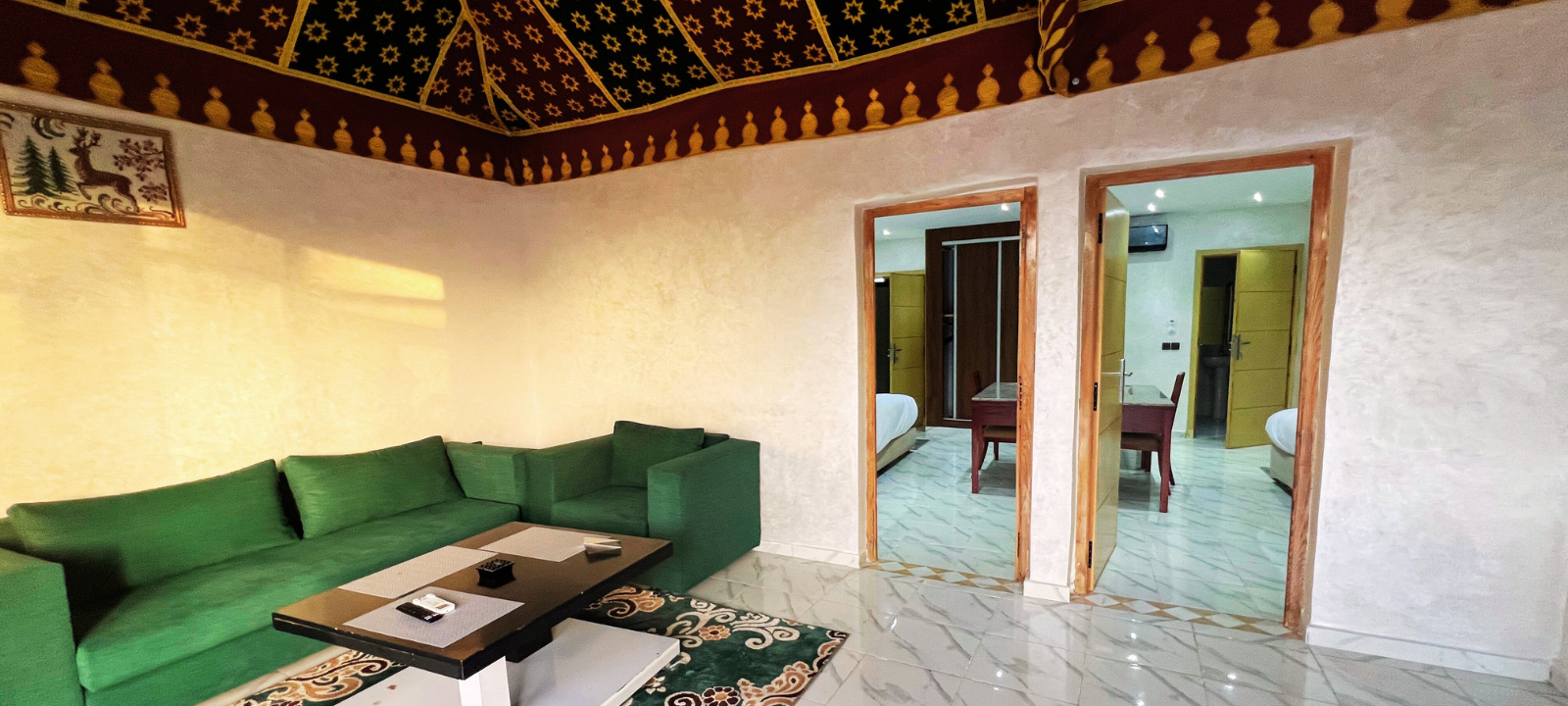 Lodge Familial - Domaine Kasr Ennakhil – Domaine d’hôtes et Complexe evènementiel – Palmeraie Marrakech