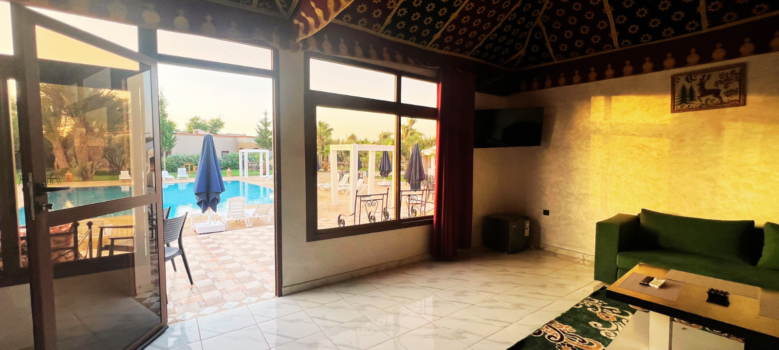 Lodge Familial - Domaine Kasr Ennakhil – Domaine d’hôtes et Complexe evènementiel – Palmeraie Marrakech